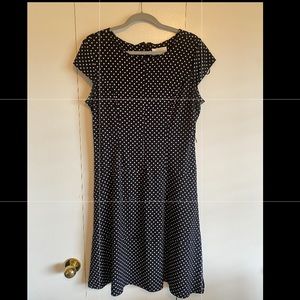 Classic polka dotted dress 👗